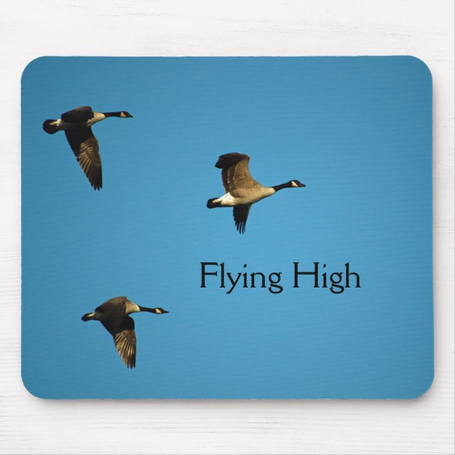 Canadian geese in flight mousepad (Vorne)