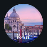 Canal Grande mit Gondeln und Kirche in Venedig Magnet<br><div class="desc">Basilica di Santa Maria della Salute. Sonnenuntergang über Grand Canal mit Gondeln und Kirche in Venedig</div>