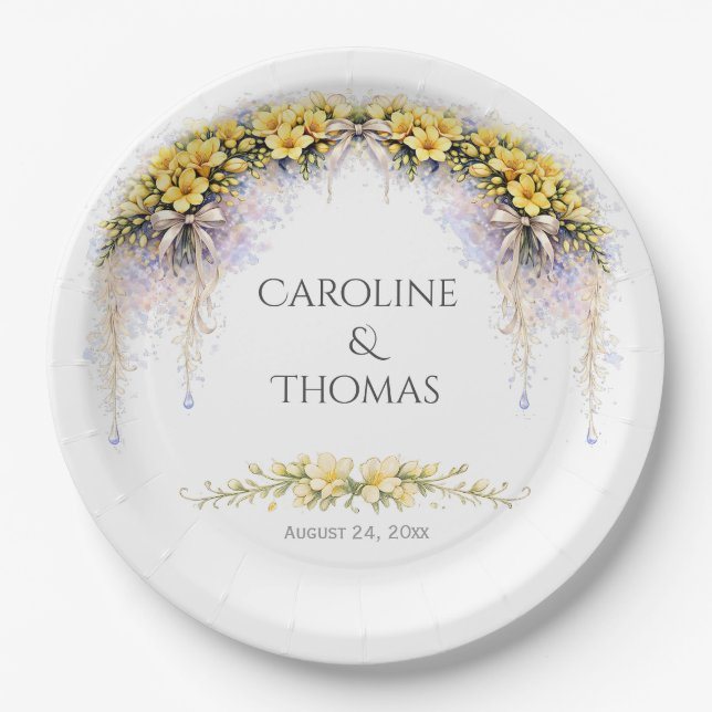 Canary Yellow Romantic Freesia  Floral Wedding Pappteller (Vorderseite)
