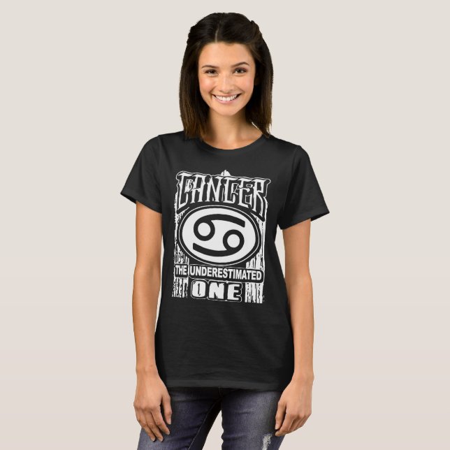 Cancer les T-shirts de cancer de l'underestimate (Devant entier)