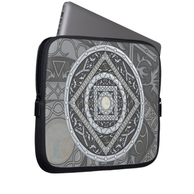 Cancer Mandala Laptop Case (Vorne Rechts)