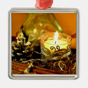 Candle & Pinecone Ornament Aus Metall