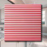 Candy Cane Rot und Weiß einfach, horizontal gestre Fliese<br><div class="desc">Candy Cane Rot und Weiß einfach horizontal gestreift.</div>