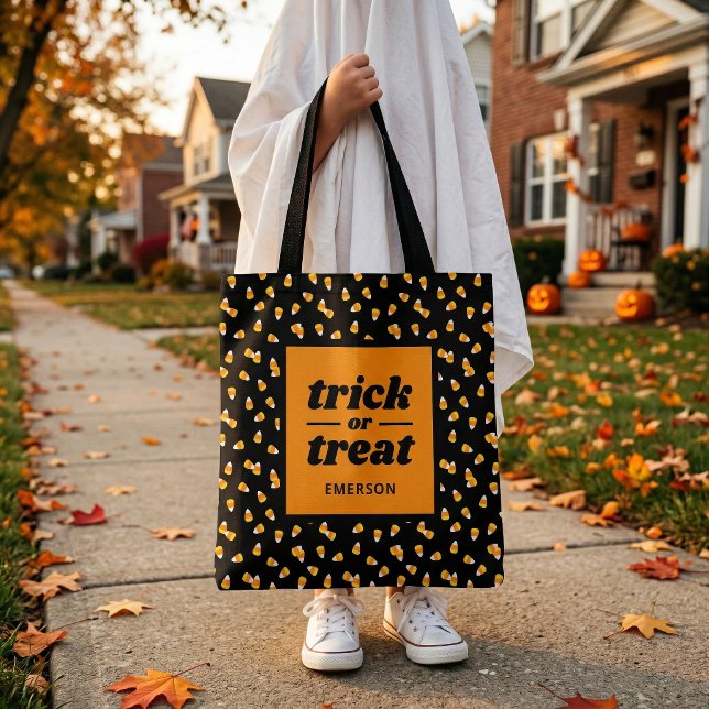 Candy Corn Trick oder Treat Mit Monogramm Hallowee Tasche (Von Creator hochgeladen)