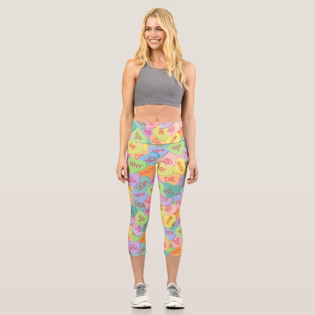 Candy Hearts Pattern - SFW Capri Leggings (Vorderseite)