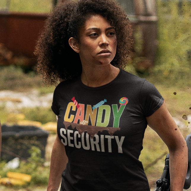 Candy Security Funny Halloween Candy Lover T-Shirt (Von Creator hochgeladen)