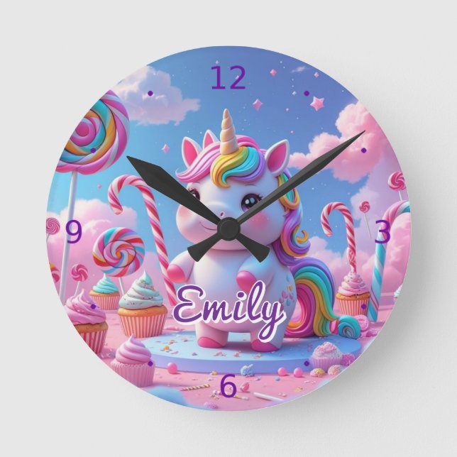 Candy Unicorn Wall Clock - bearbeitbarer Name Runde Wanduhr (Vorderseite)