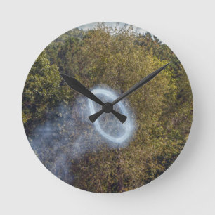 Cannon Smoke Ring Runde Wanduhr