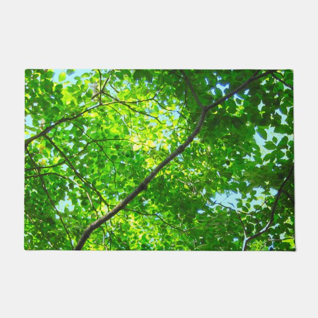 Canopy of Green, Leafy Branches with Blue Sky Fußmatte (Vorderseite)