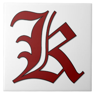 Canterbury Letter K in Roter Monogramm-Tile Fliese