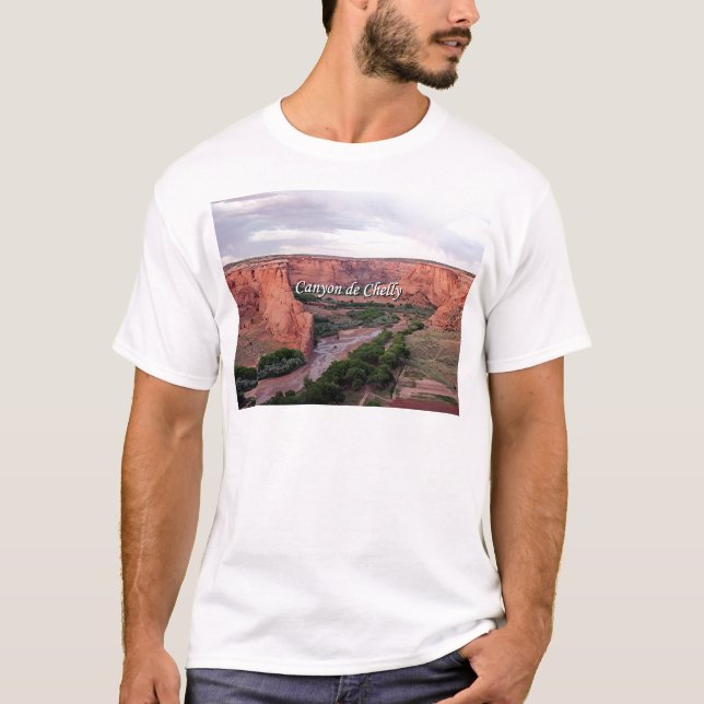 Canyon de Chelly, Arizona, am Sonnenuntergang T-Shirt (Vorderseite)