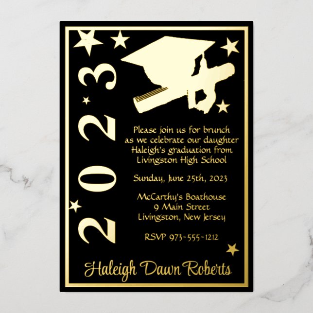 Cap, Diploma, Stars Black & Gold Abschluss Folieneinladung (Vorderseite)