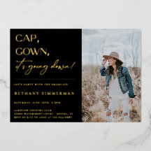 Cap Gown Es geht zur Absolventen-Party
