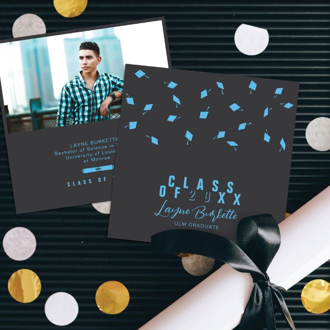 Cap Toss Gray & Blue Graduation Announcement Einladung (Von Creator hochgeladen)