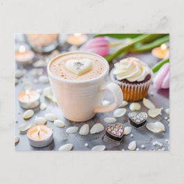 Cappuccino-Tasse mit fließendem Herz und Verlobung Feiertagspostkarte