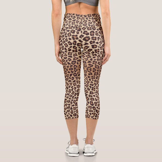 Capri Wild Leopard Print Pattern Leggings – Trendy (Verso)