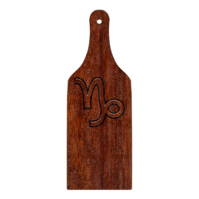 Capricorn Zodiac-Symbol im Mahagoni-Holzstil Schneidebrett (Vorderseite)