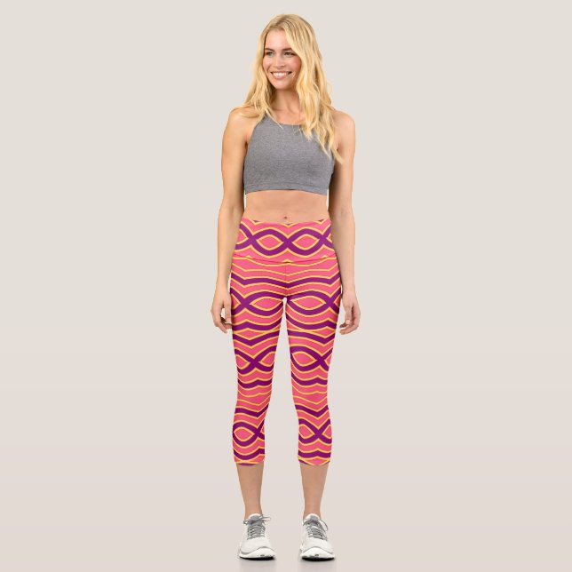 Capris, ein trendiger, vielfarbiger Stoffmuster Capri Leggings (Vorderseite)