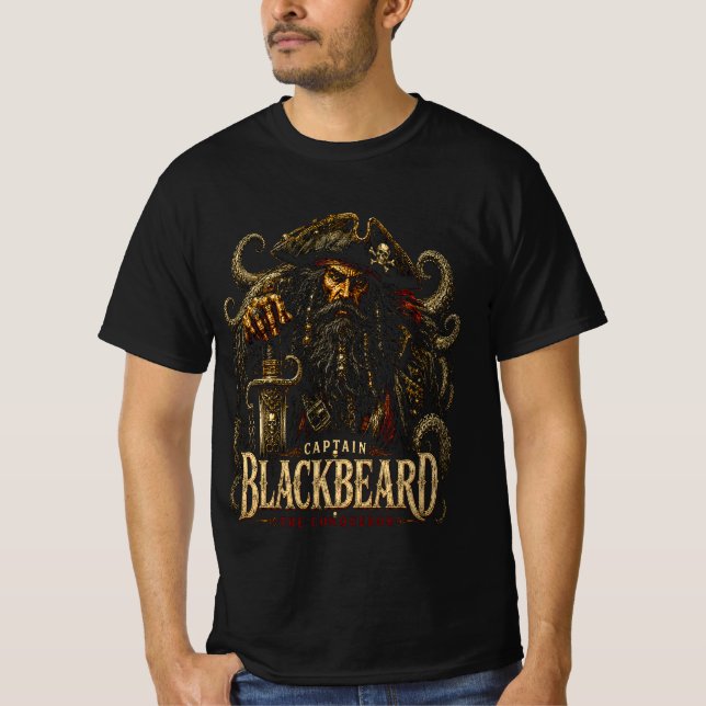 Captain Blackbeard Pirate Tee | Skull, Sword, Naut (Vorderseite)