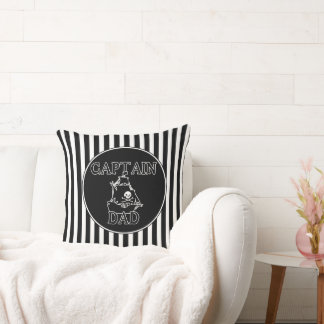Captain Vater - Ghoful Galleon Throw Kissen