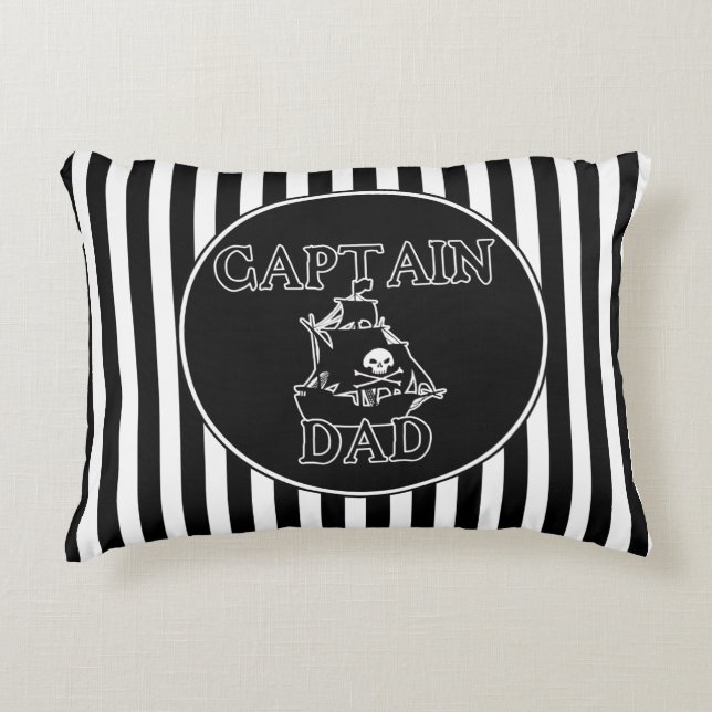 Captain Vater Throw Kissen (Vorderseite)