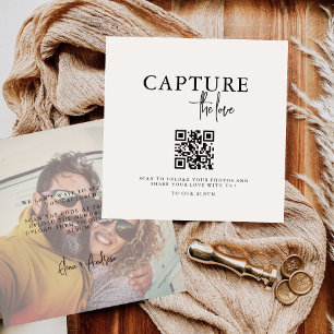 Capture moderne des cartes de table Love QR Code
