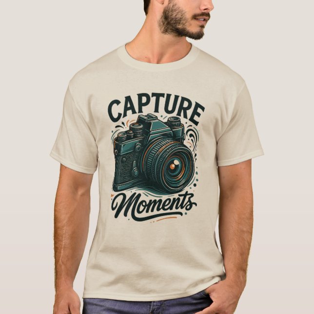 Capture Moments Retro Camera Art T-Shirt (Vorderseite)