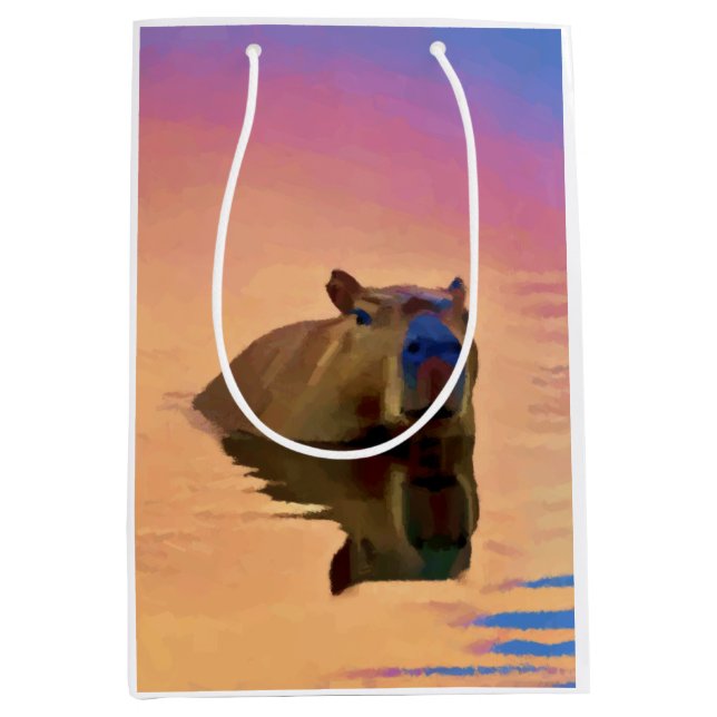 Capybara aus einem ruhigen See Mittlere Geschenktüte (Vorderseite)