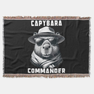 Capybara mit Sonnenbrille Kapitän Decke