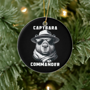 Capybara mit Sonnenbrille Kapitän Keramik Ornament