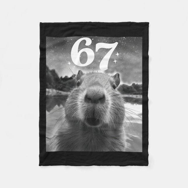 Capybara Selfie With 67 Meme Capy Graphic For Men  Fleecedecke (Vorderseite)
