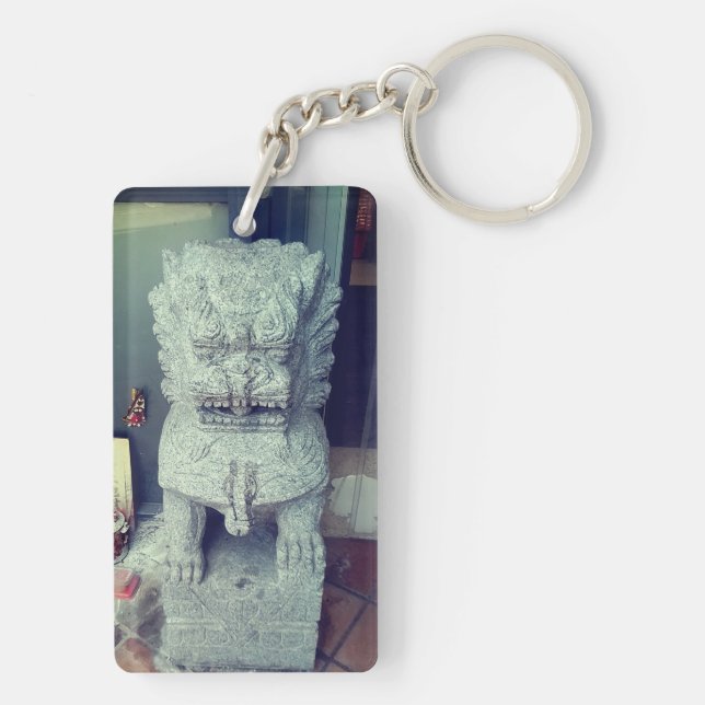 Caractère devant le magasin (Dos)