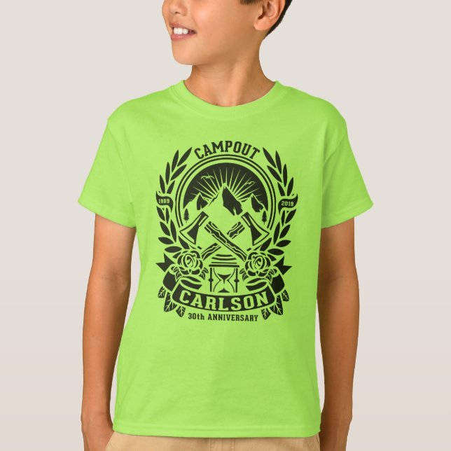 Carlson Campout 30 Jahre Jubiläum Team Green T-Shirt (Vorderseite)