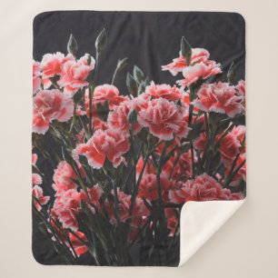 Carnation Blume mit Vintager Farbe bedruckt Sherpadecke