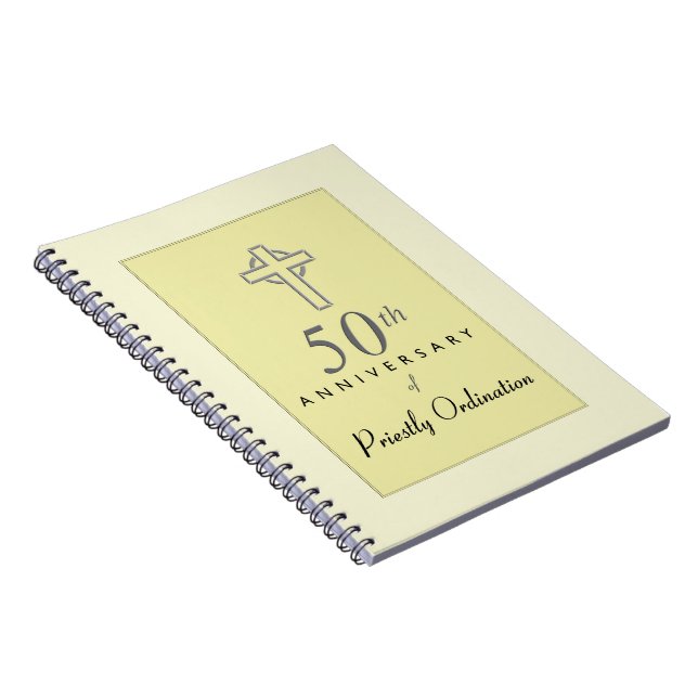 Carnet 50e anniversaire du prêtre avec croix bossée (Côté Droit)