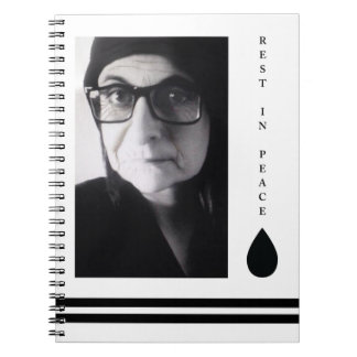 Carnet autre chose dans le drop de la paix