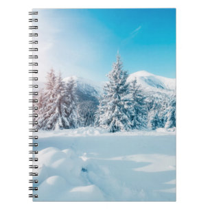 Carnet Beau paysage de nature hivernale, montagne extraor
