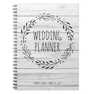 Carnet Bois et couronne rustique Wedding planner