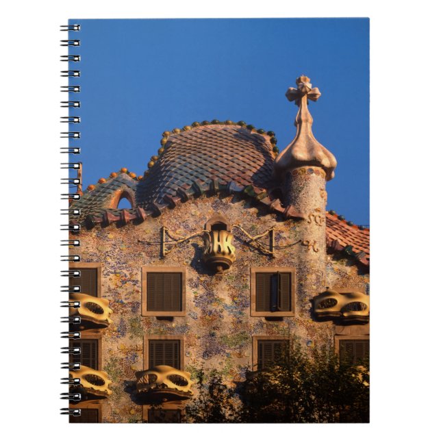 Carnet Casa Batilo, architecture de Gaudi, Barcelone, (Devant)