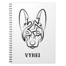 Chien tribal noir et blanc