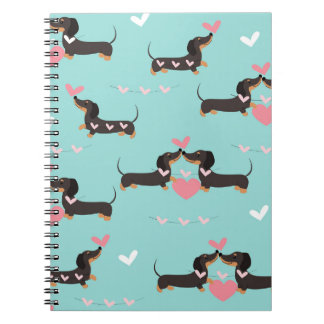 Carnet Chiens Dachshund dans l'amour et le coeur sans cou
