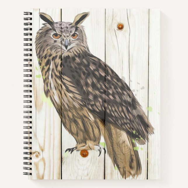 Carnet Chouette majestueuse sur des planches de bois défr (Devant)