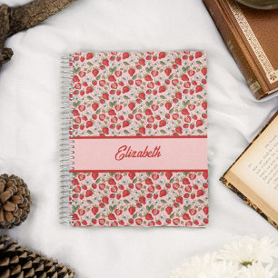 Carnet Cottagecore personnalisé aux fraises roses