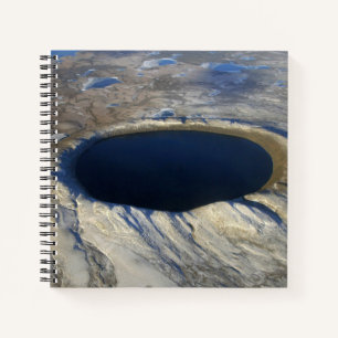 Carnet Cratère aérienne Pingualuit, Québec, Canada.