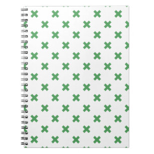Carnet Croix verte coutures sur blanc