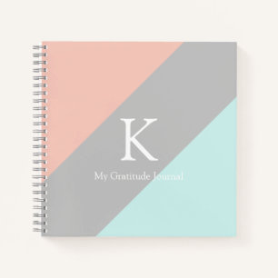 Carnet de grandeur de couleur minimaliste moderne
