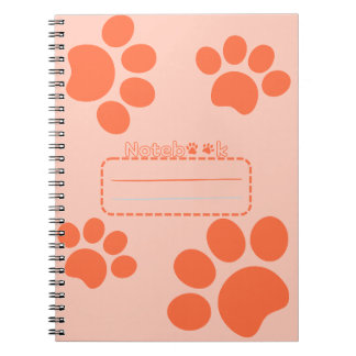 Carnet de journal orange des pages de chat