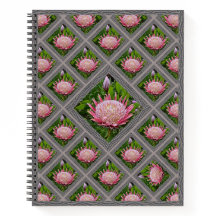 Carnet distinctif avec de belles protéines roses