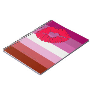 Carnet Drapeau de fierté lesbienne au rouge à lèvres Slip