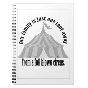 Carnet Drôle Une tente loin d'un cirque plein soufflé